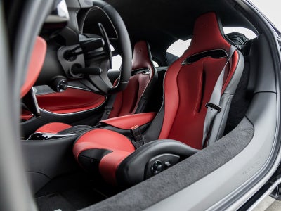 2025 McLaren Artura TechLux