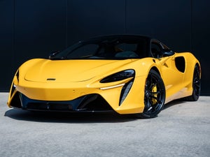 2024 McLaren Artura