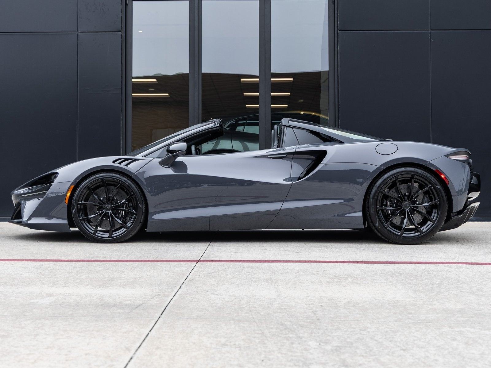 2026 McLaren Artura Vision