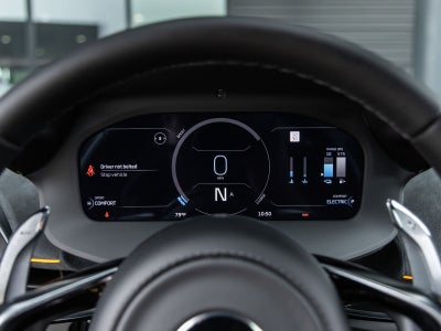 2026 McLaren Artura Base