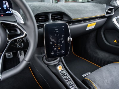 2026 McLaren Artura Base