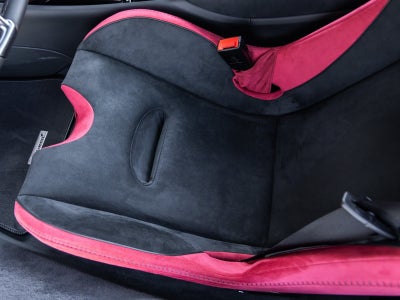 2025 McLaren Artura Base