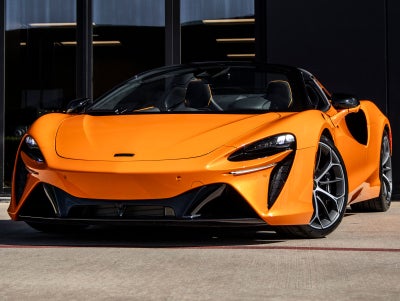 2026 McLaren Artura Base