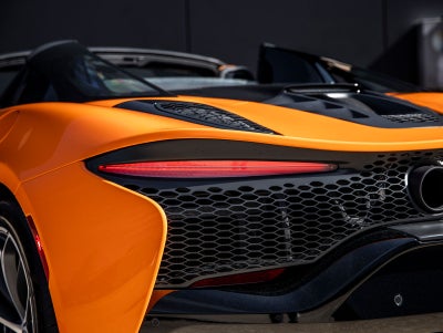 2026 McLaren Artura Base