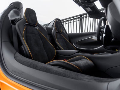 2026 McLaren Artura Base