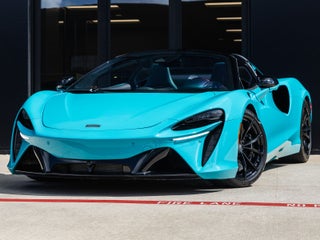 2025 McLaren Artura Base