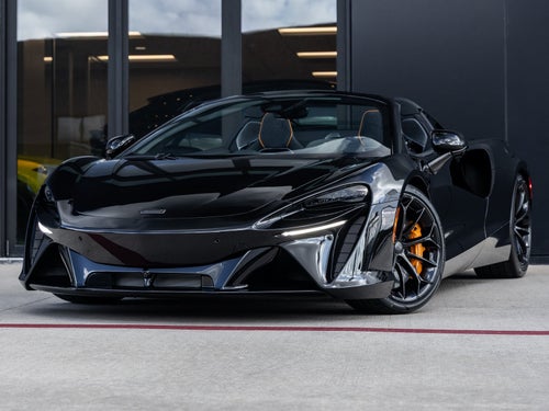 2026 McLaren Artura Base