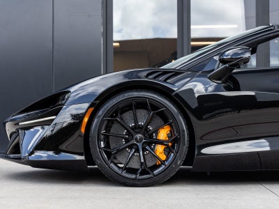 2026 McLaren Artura Base