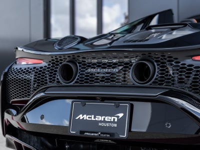 2026 McLaren Artura Base