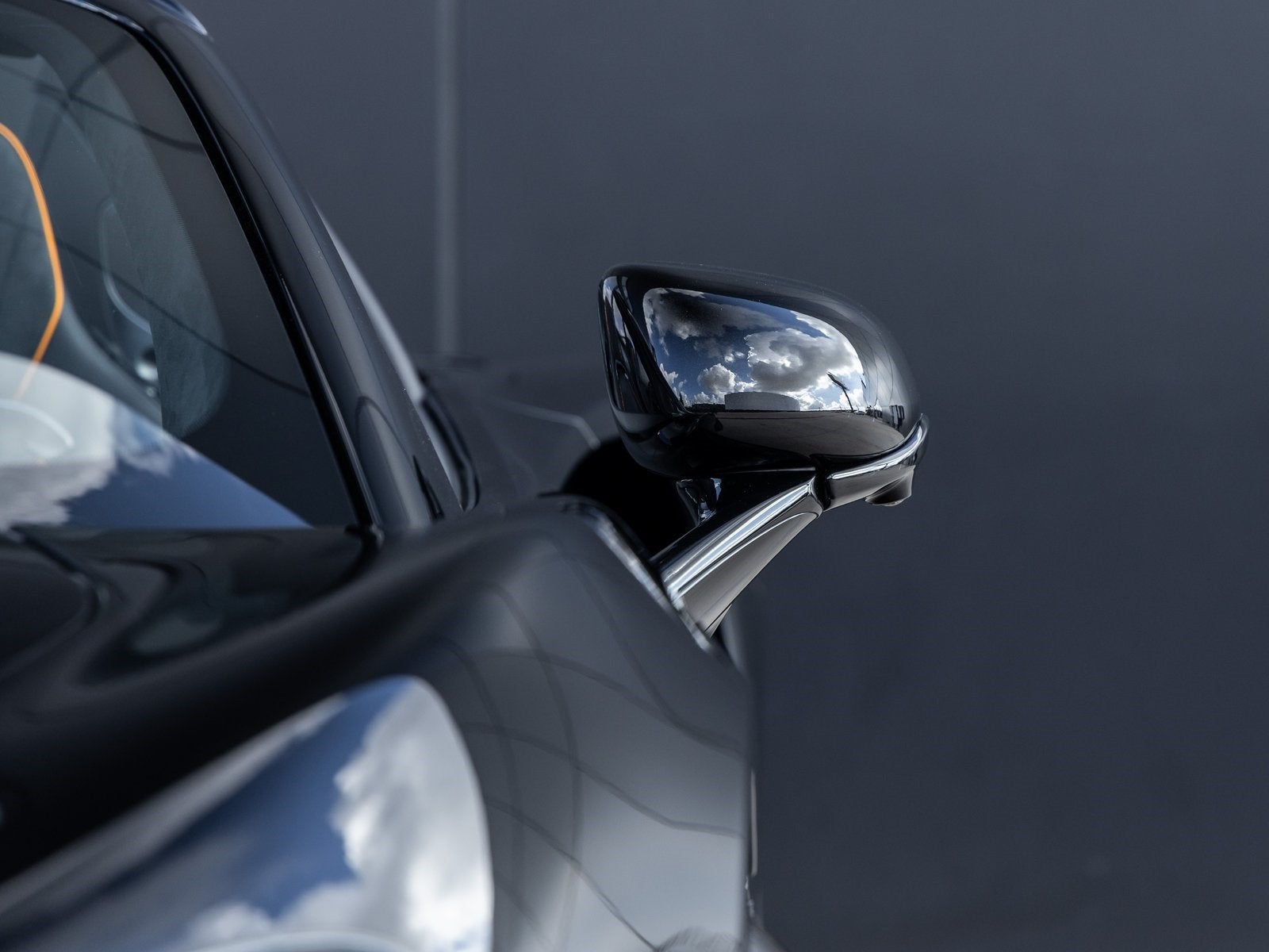 2026 McLaren Artura Base