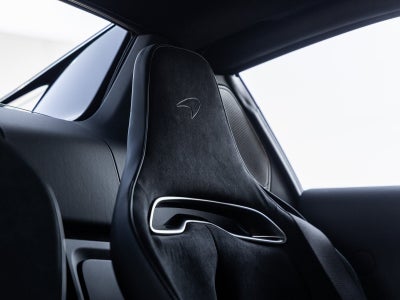 2026 McLaren Artura Base