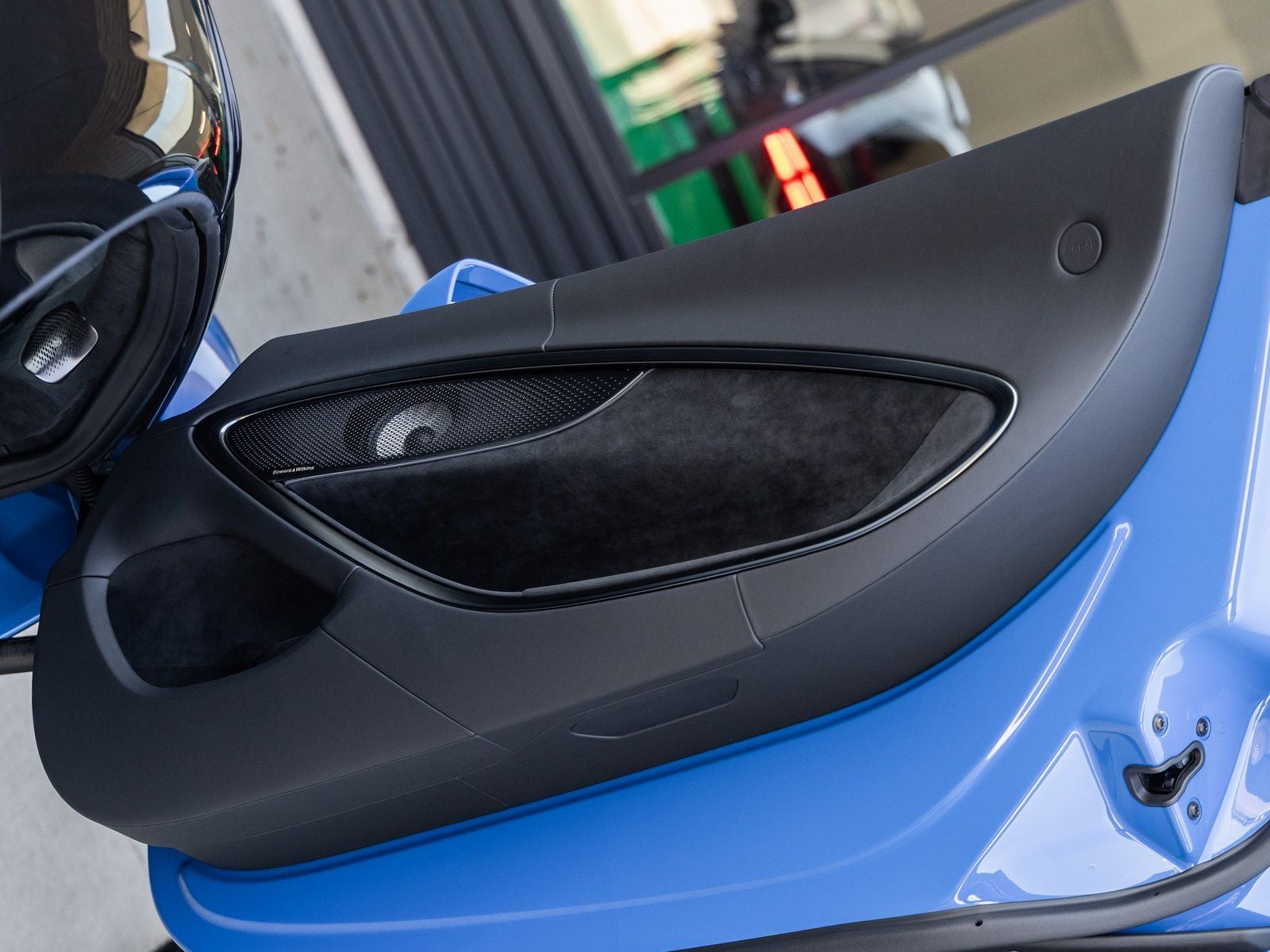 2026 McLaren Artura Base