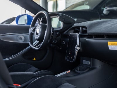 2026 McLaren Artura Base