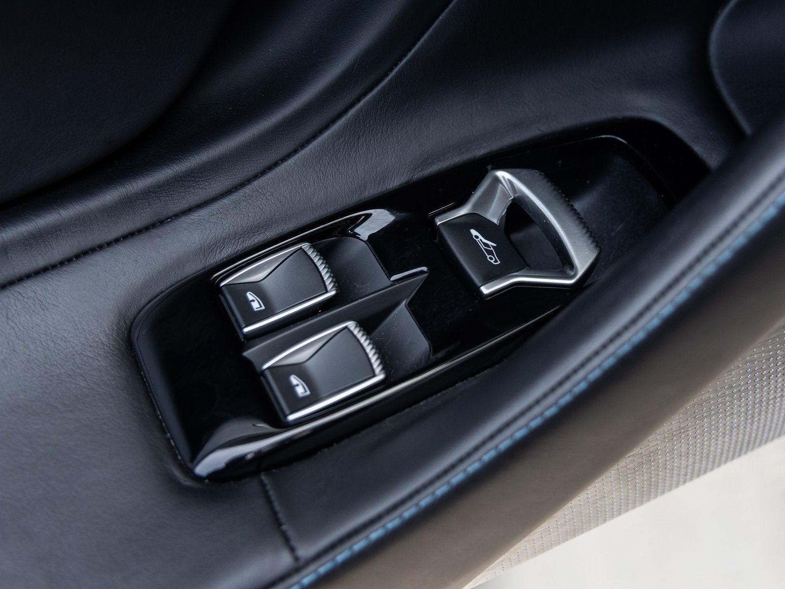 2025 McLaren GTS Performance