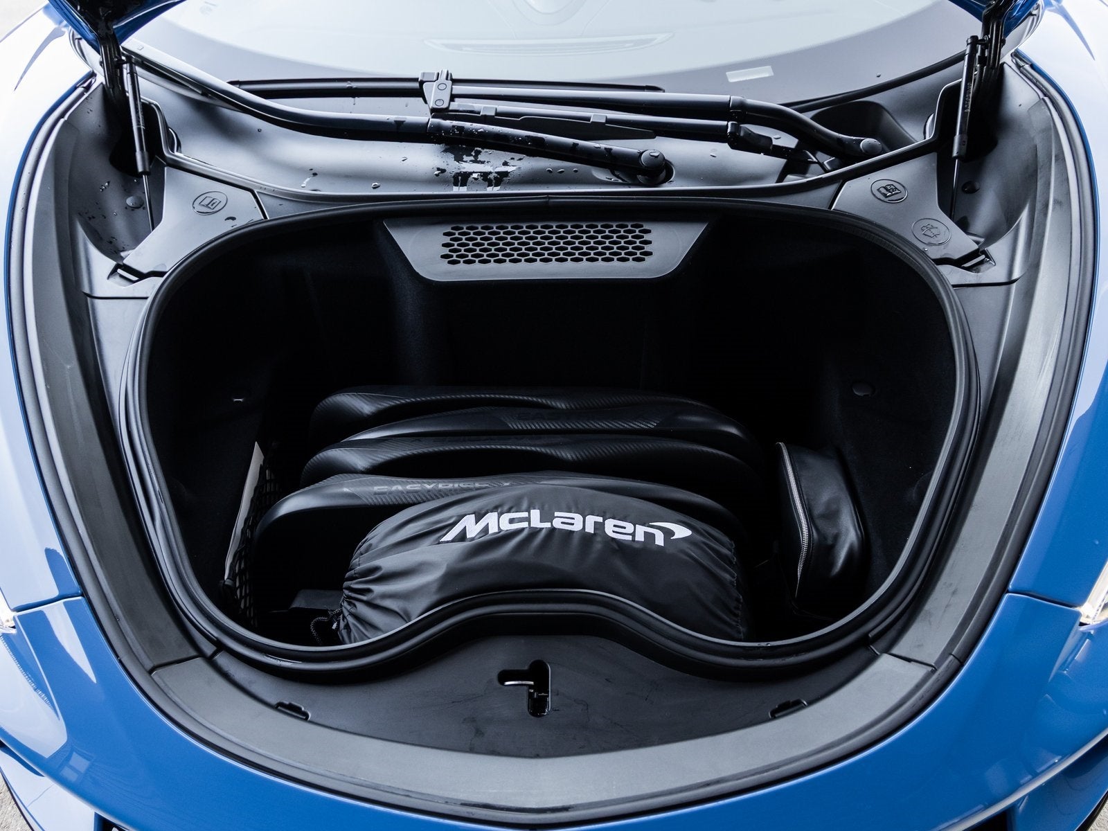 2025 McLaren GTS Performance