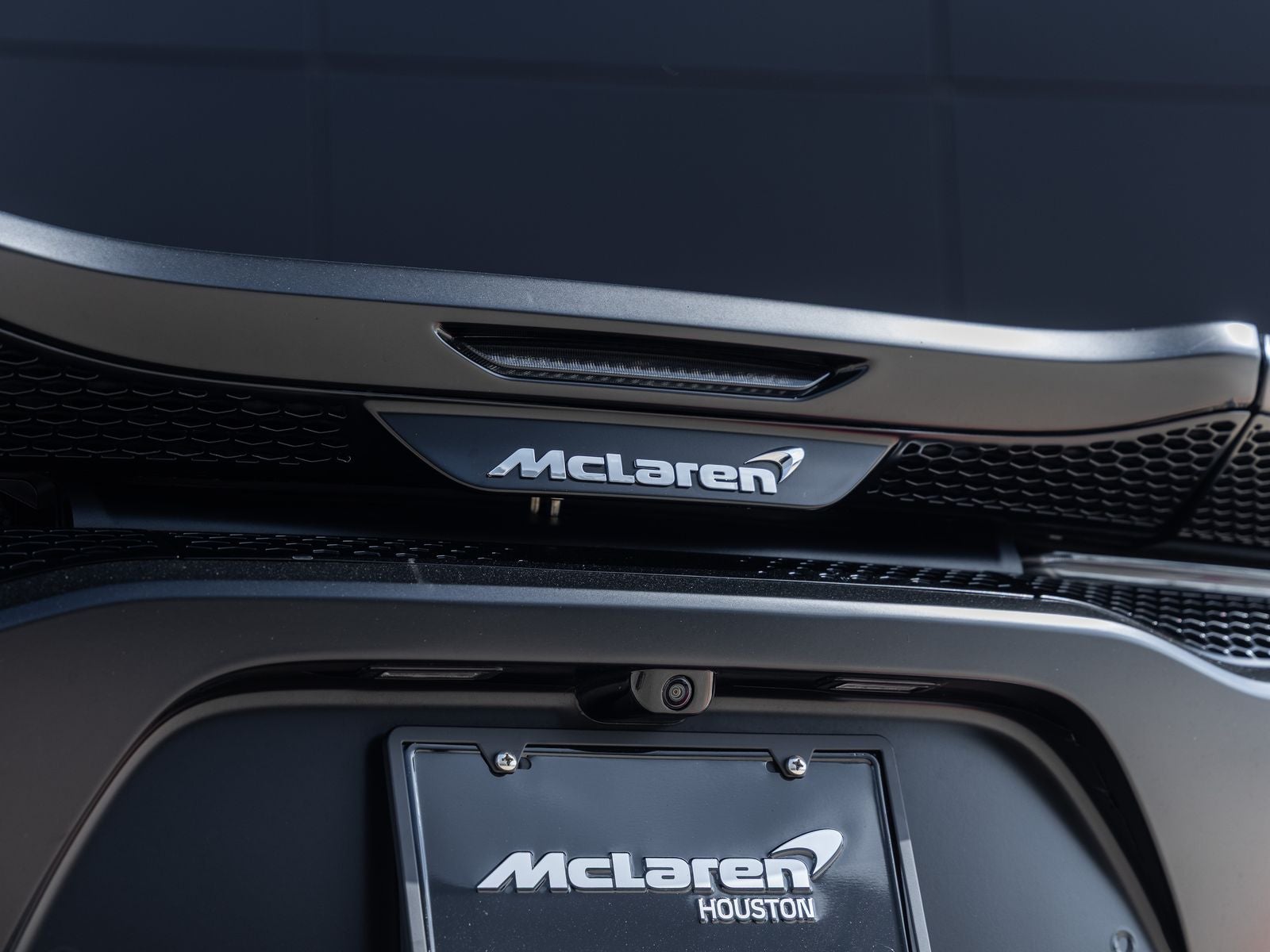 2022 McLaren GT Base