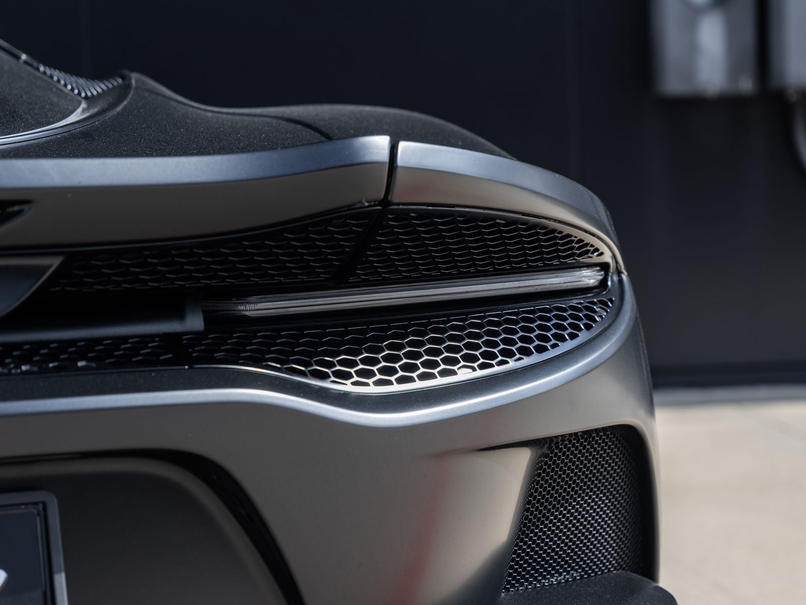 2022 McLaren GT Base
