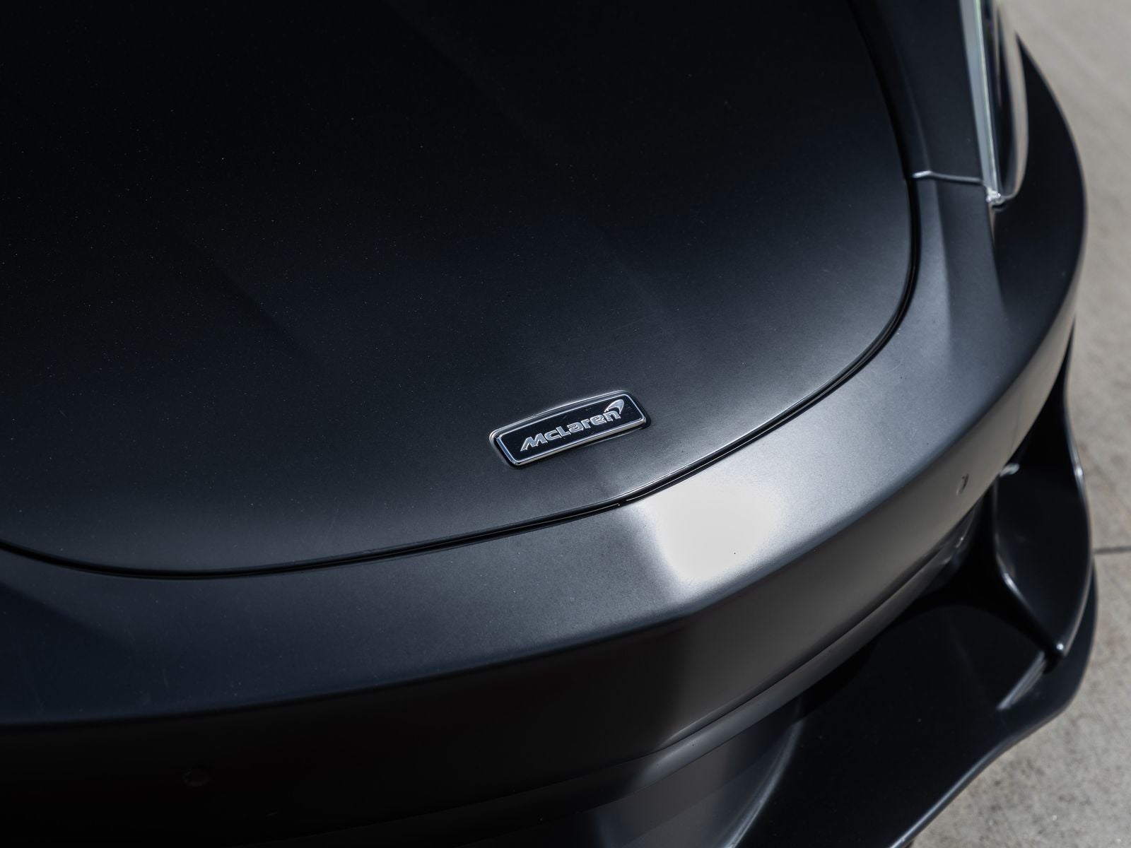 2022 McLaren GT Base