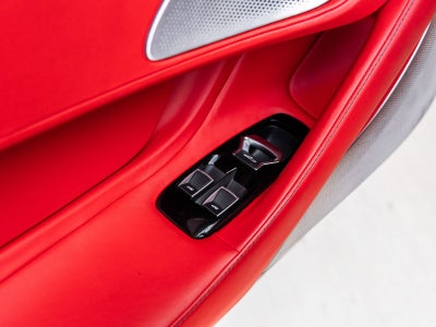 2022 McLaren GT Base