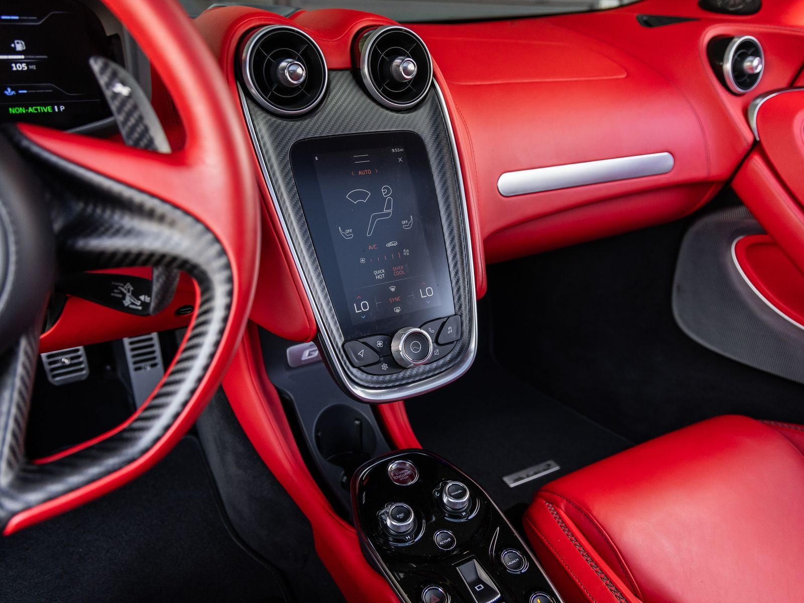 2022 McLaren GT Base