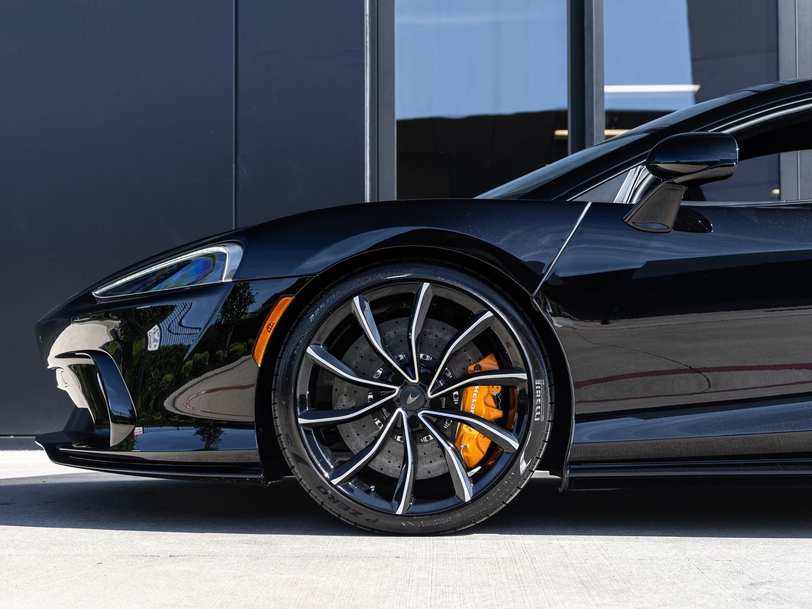 2026 McLaren GTS Base