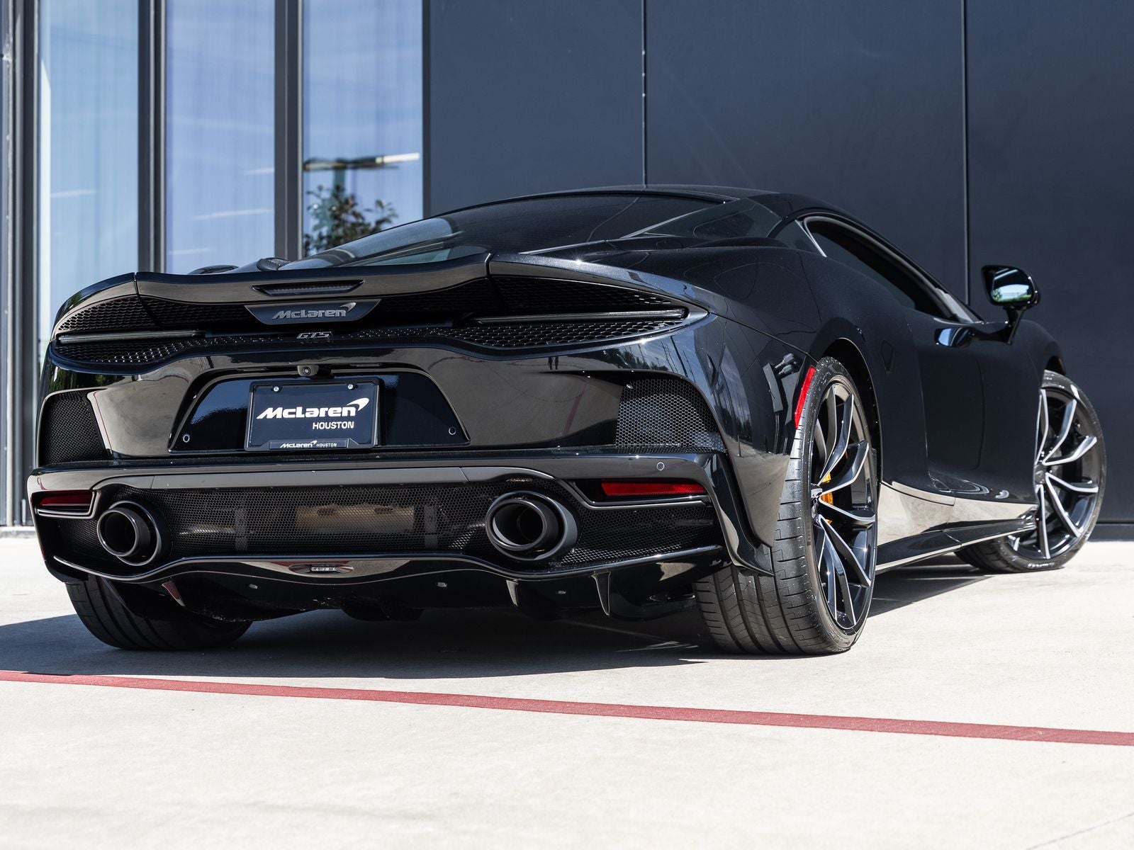 2026 McLaren GTS Base