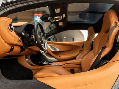 2023 McLaren GT Base