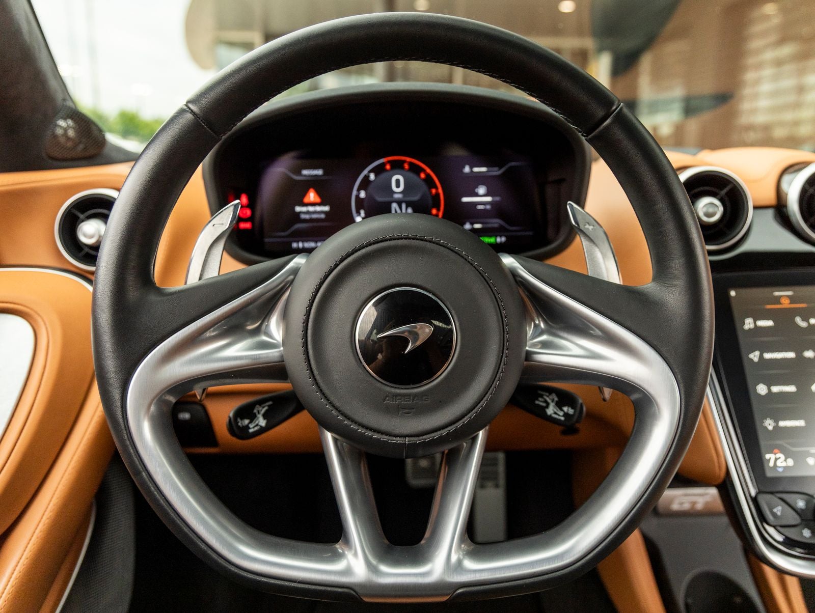 2023 McLaren GT Base