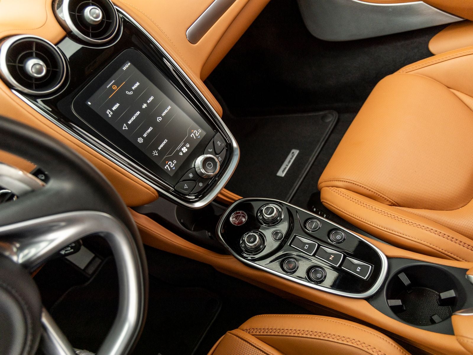 2023 McLaren GT Base