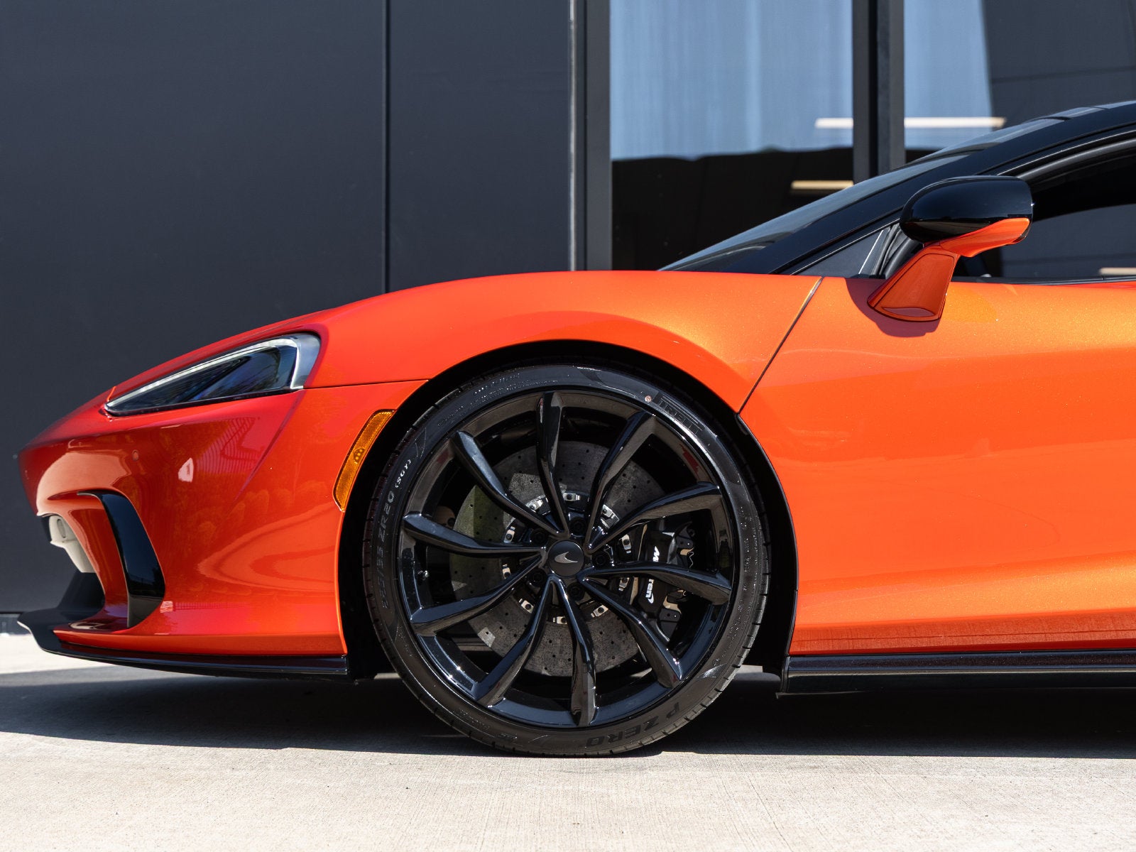 2027 McLaren GTS Base