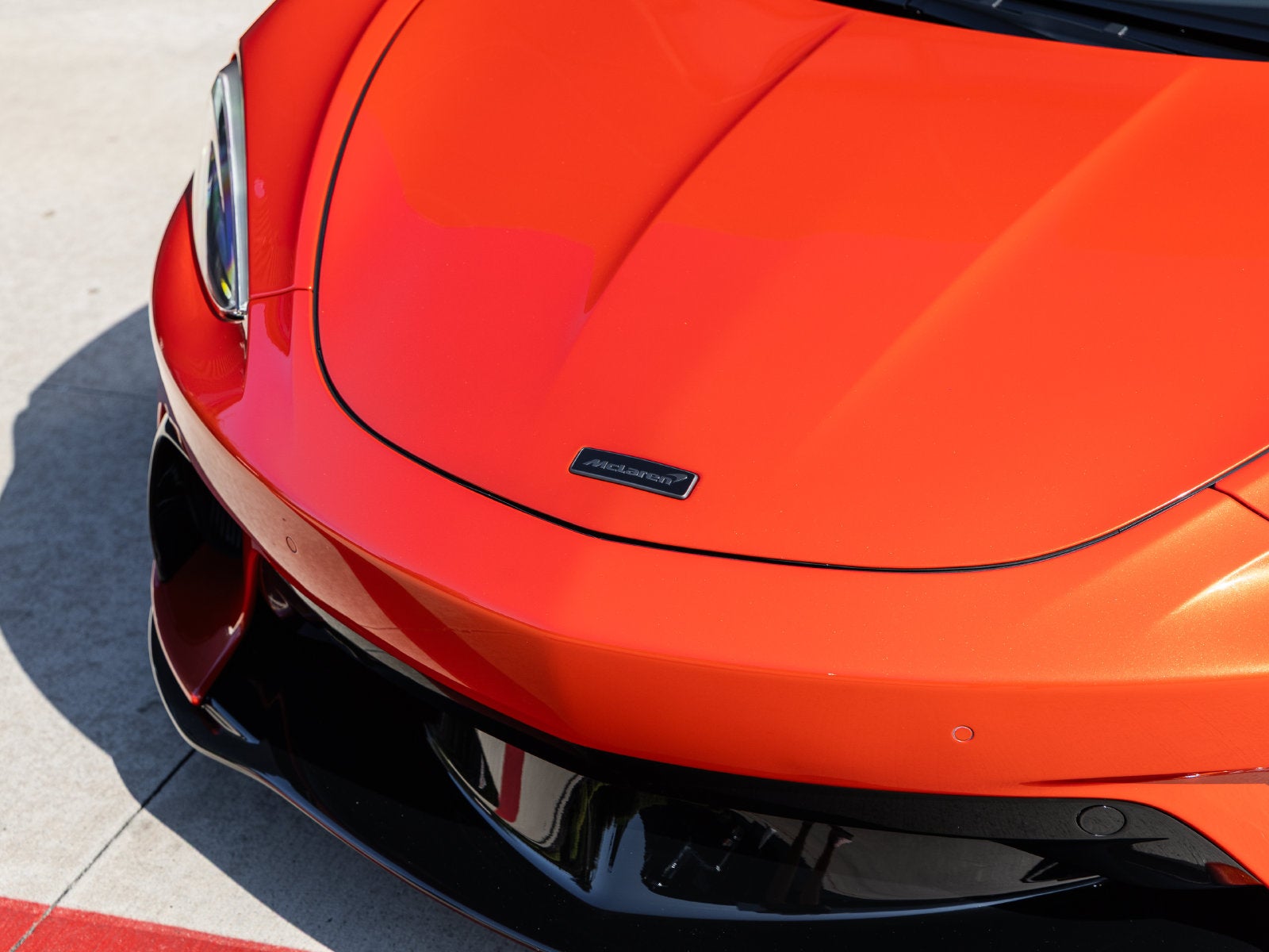 2027 McLaren GTS Base