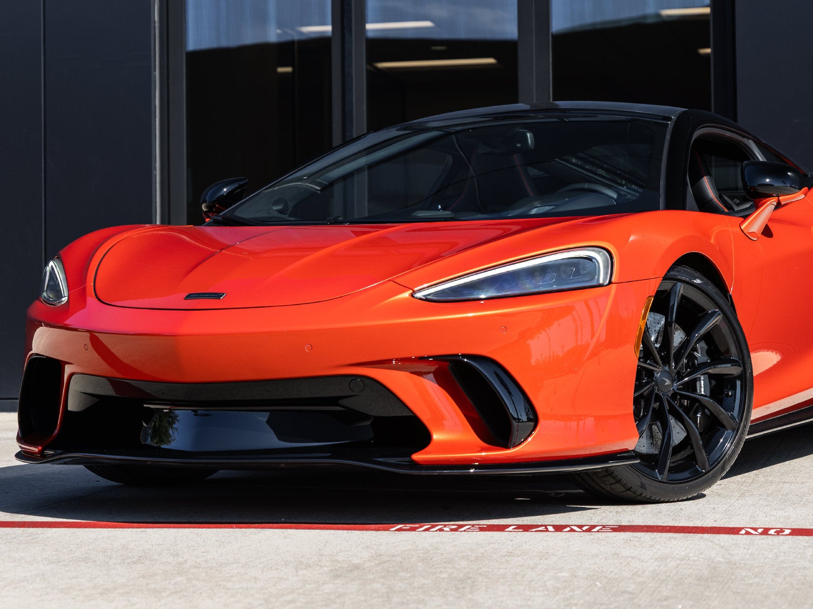 2027 McLaren GTS Base