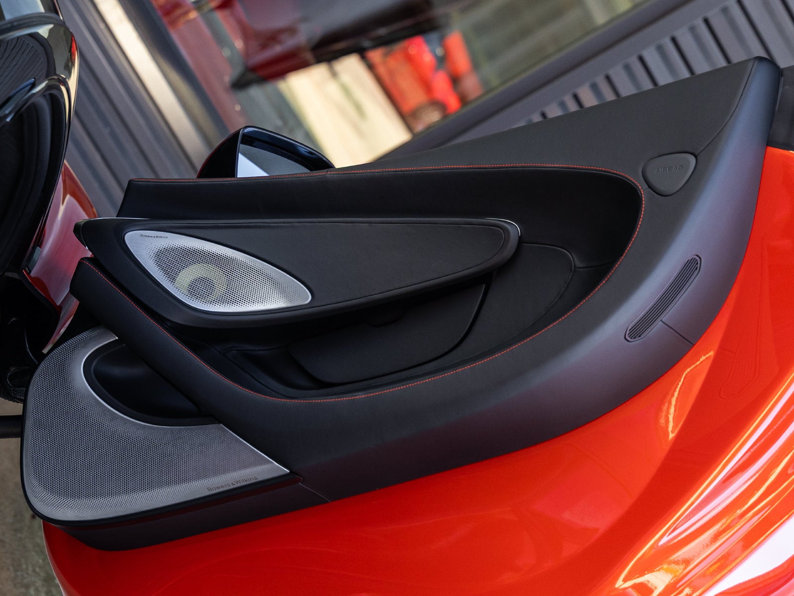 2027 McLaren GTS Base