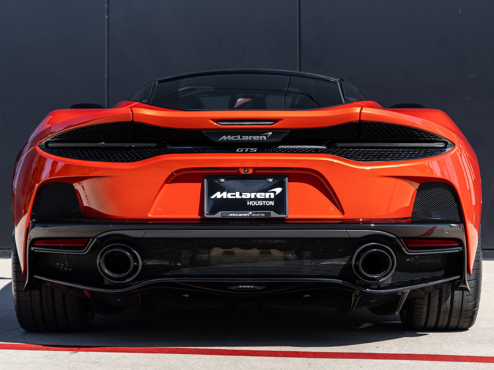 2027 McLaren GTS Base