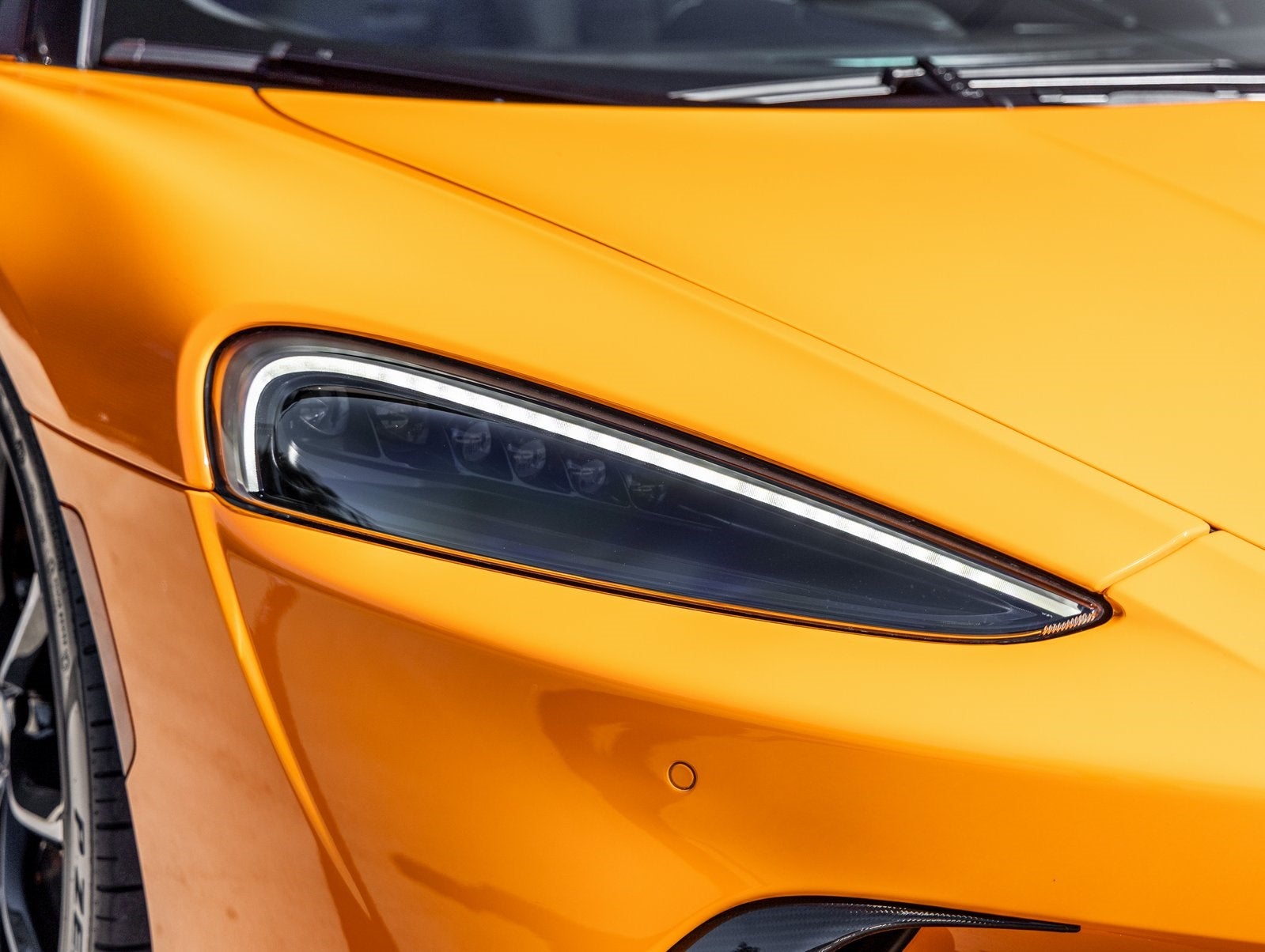 2025 McLaren GTS Base