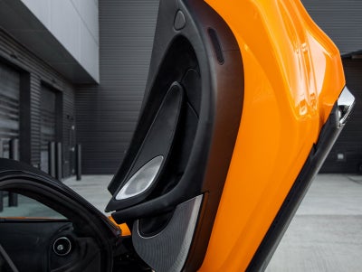 2025 McLaren GTS Base