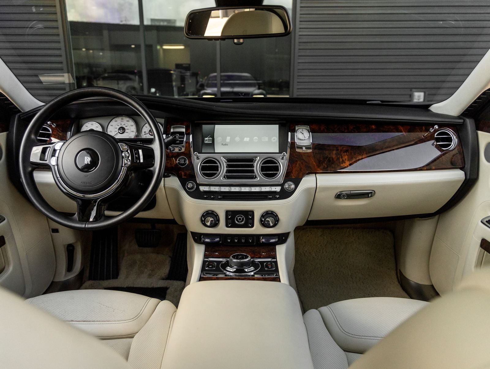 2015 Rolls-Royce Ghost Base