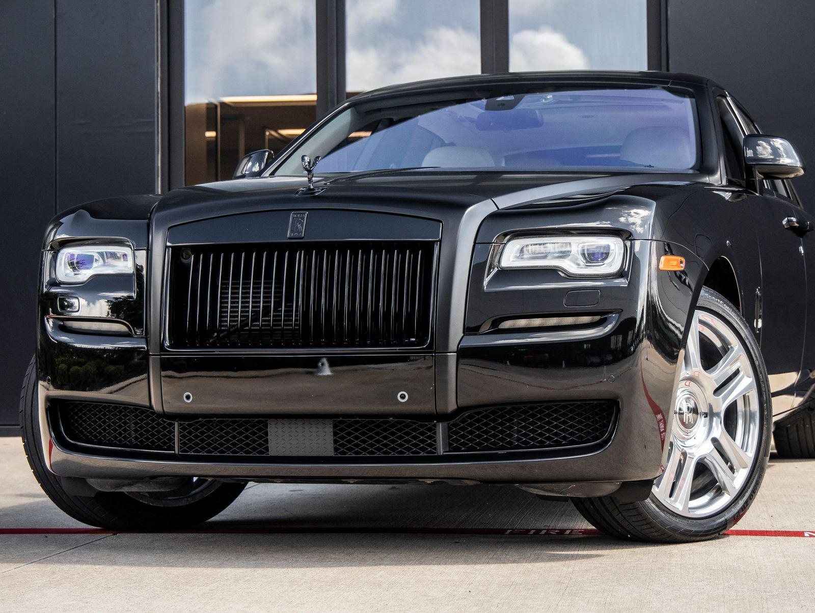 2015 Rolls-Royce Ghost Base