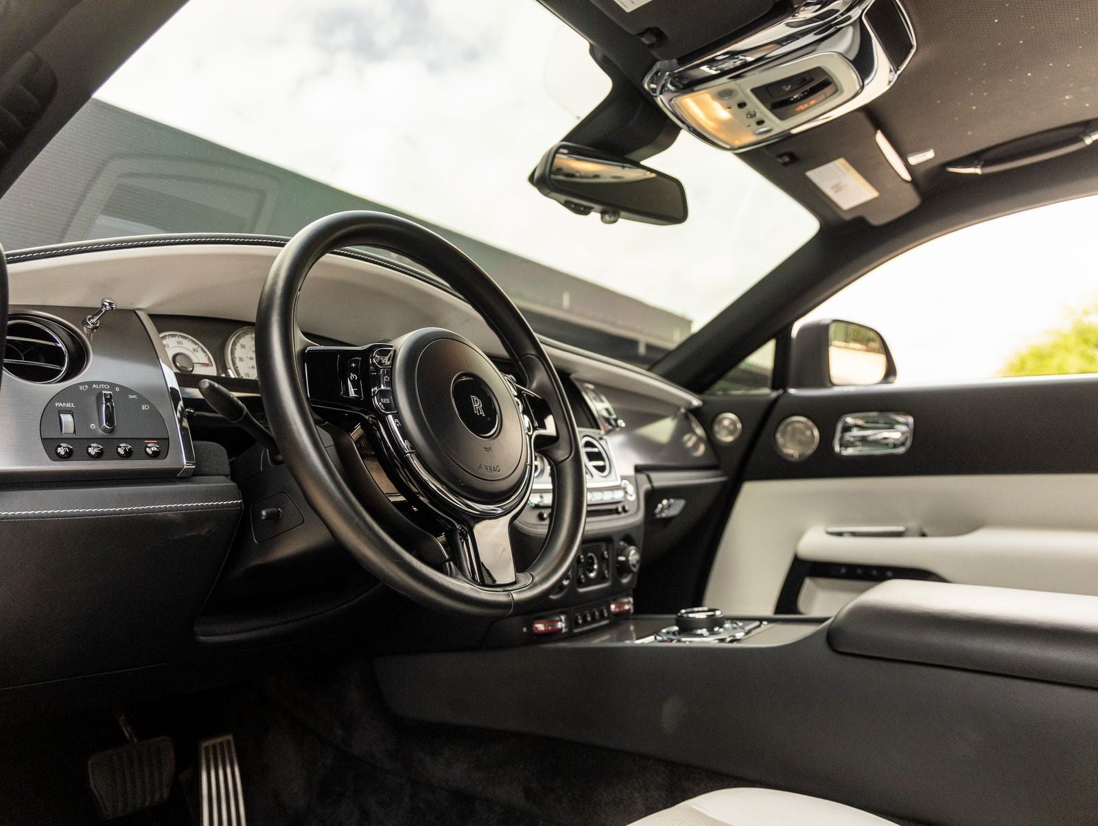 2018 Rolls-Royce Wraith Base