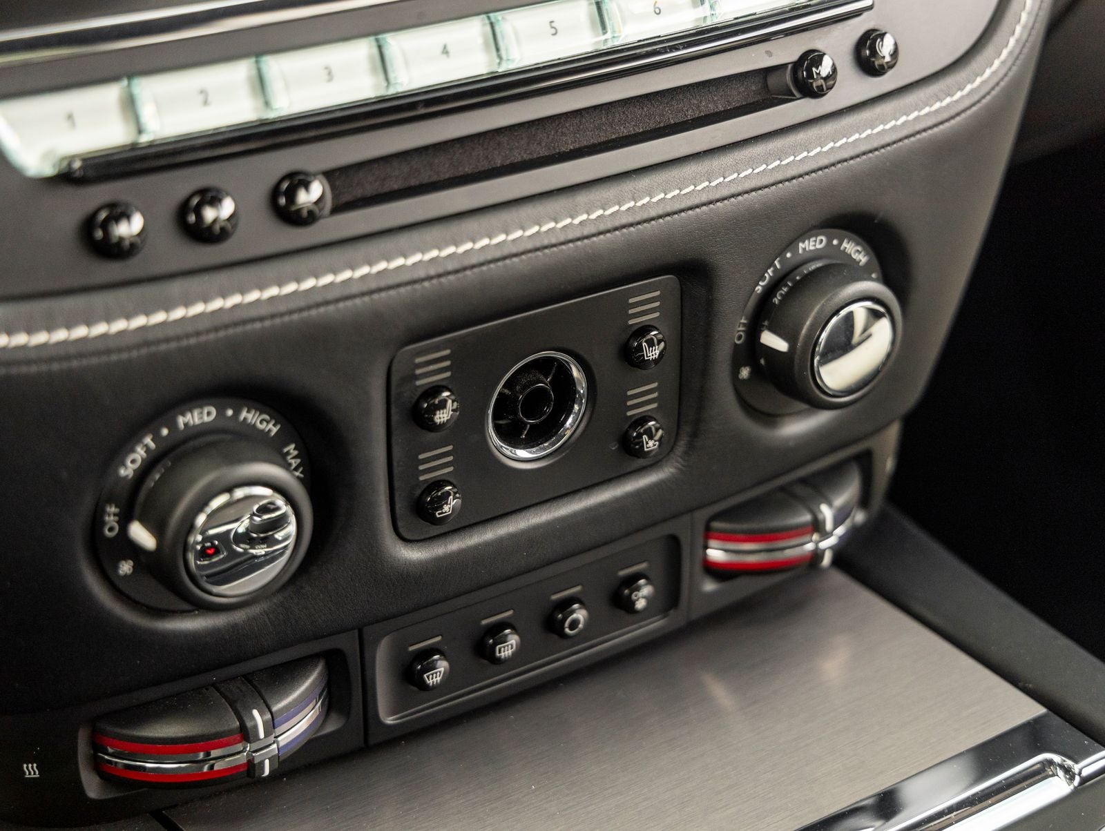 2018 Rolls-Royce Wraith Base