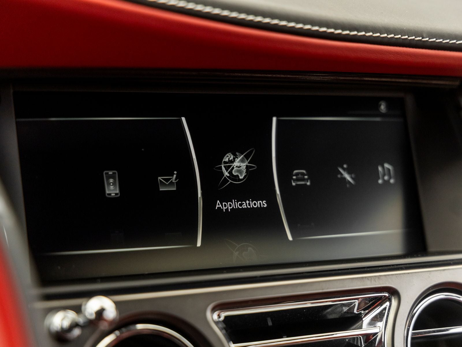 2018 Rolls-Royce Wraith Base