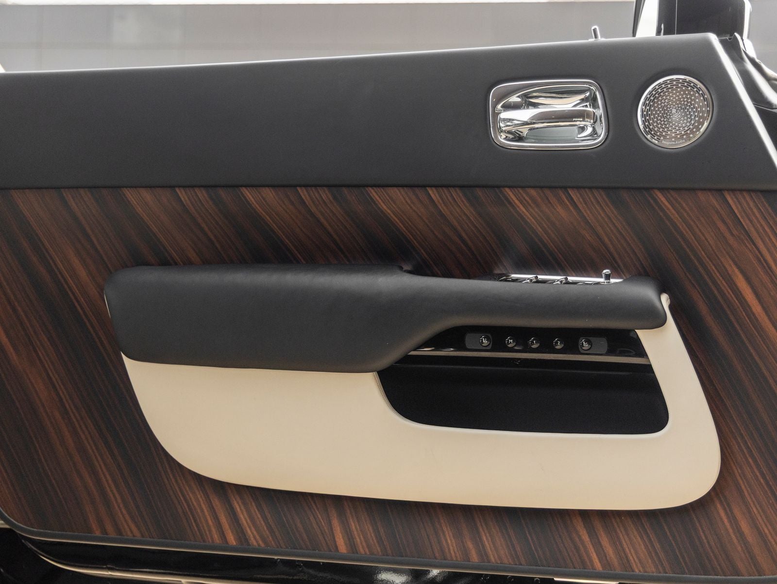 2019 Rolls-Royce Wraith Base