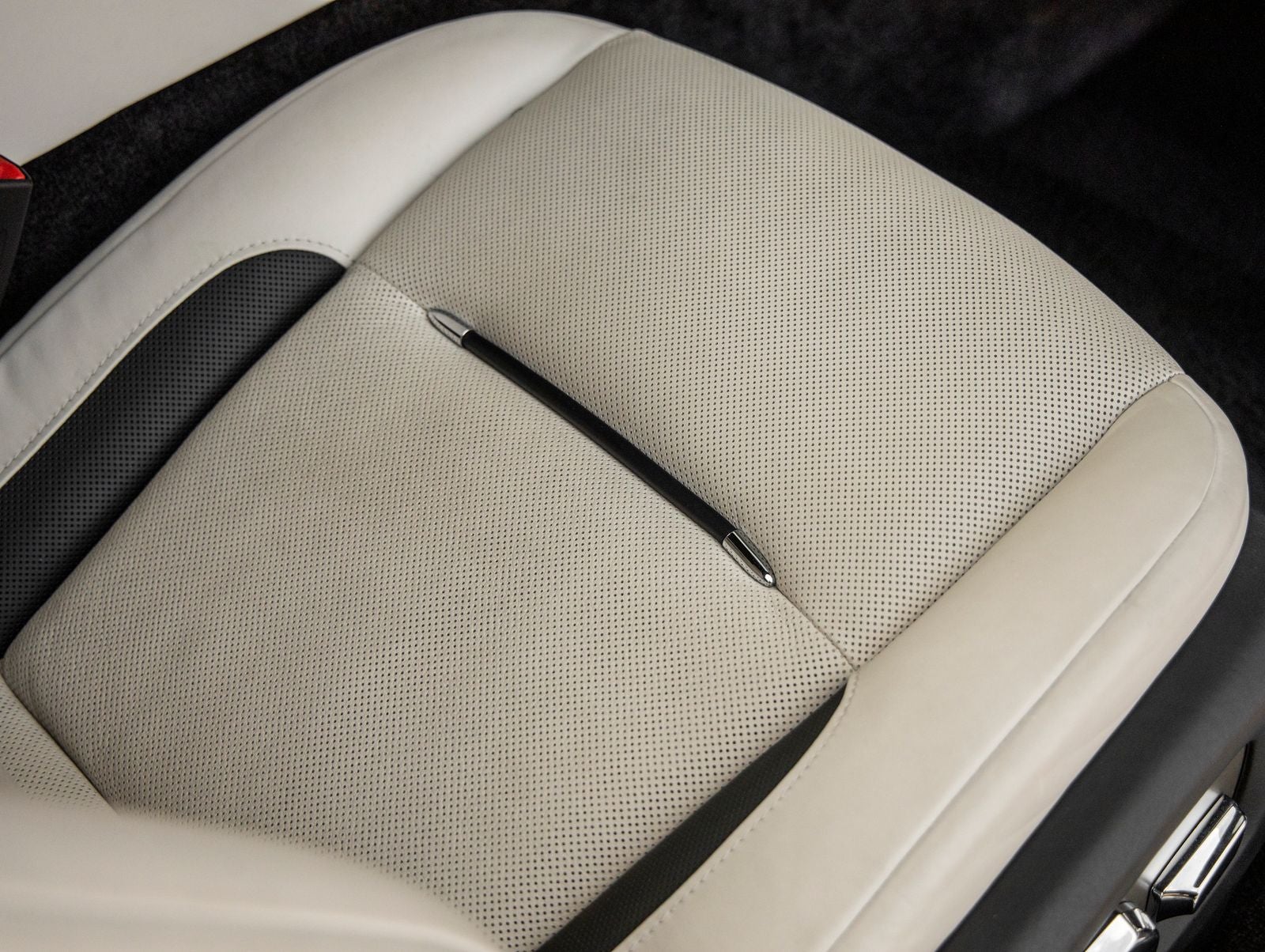 2019 Rolls-Royce Wraith Base