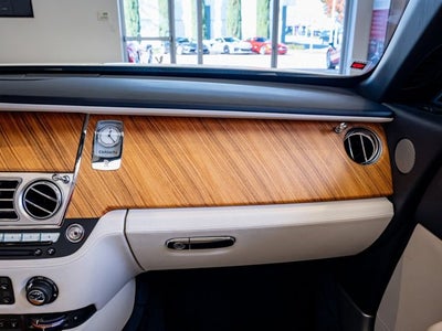 2018 Rolls-Royce Dawn Base