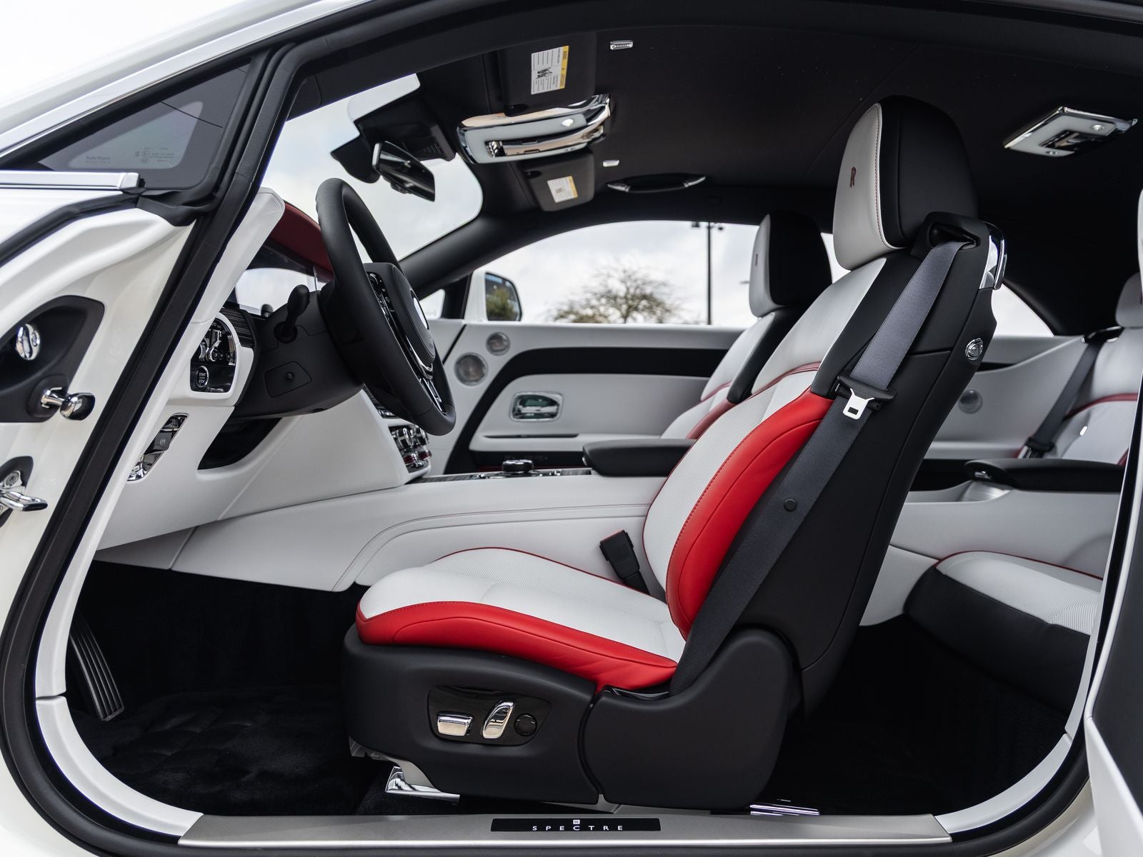 2026 Rolls-Royce Spectre 