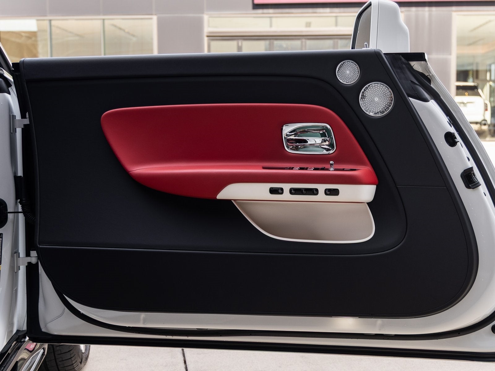 2024 Rolls-Royce Spectre Base