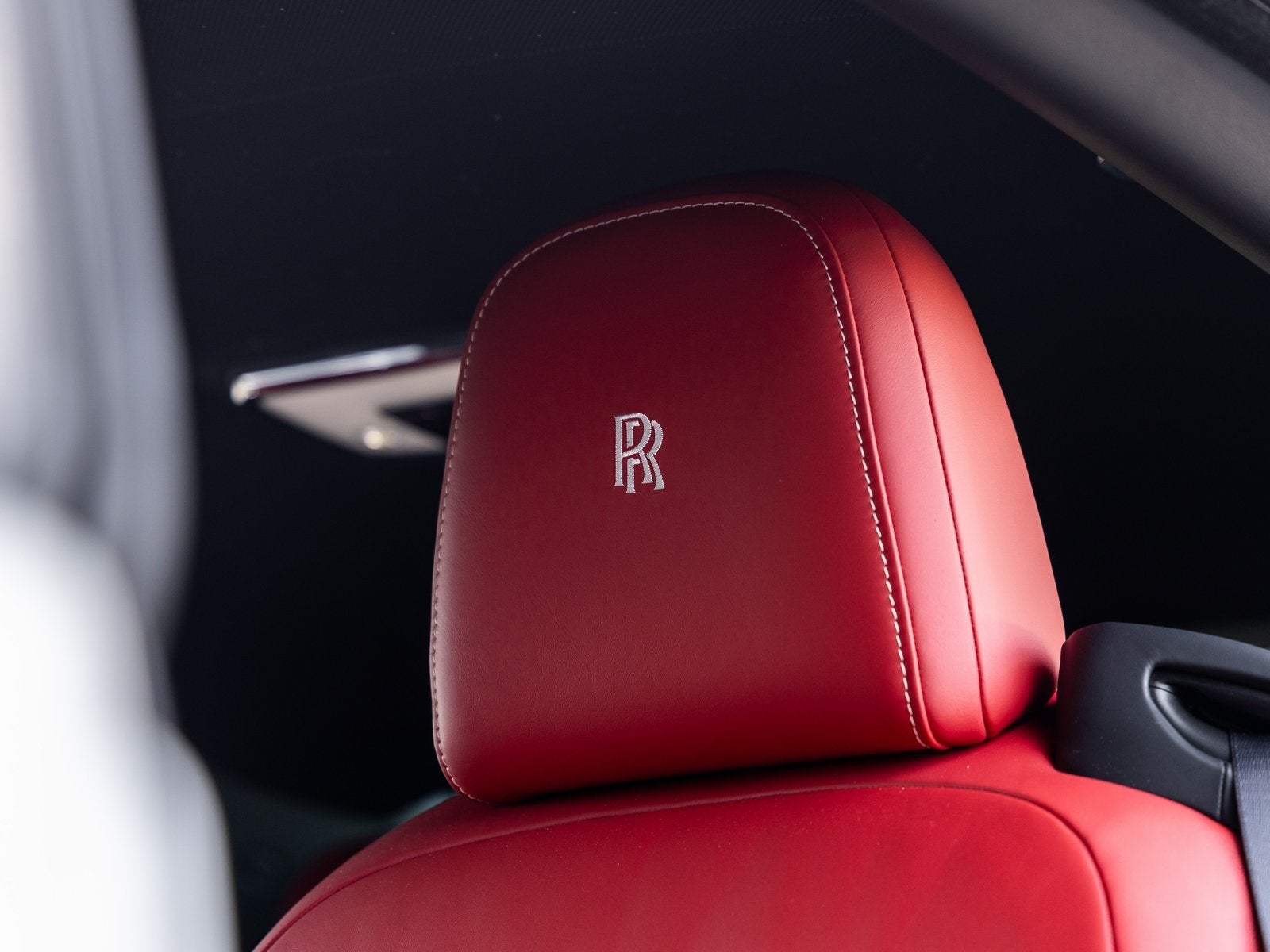 2024 Rolls-Royce Spectre Base