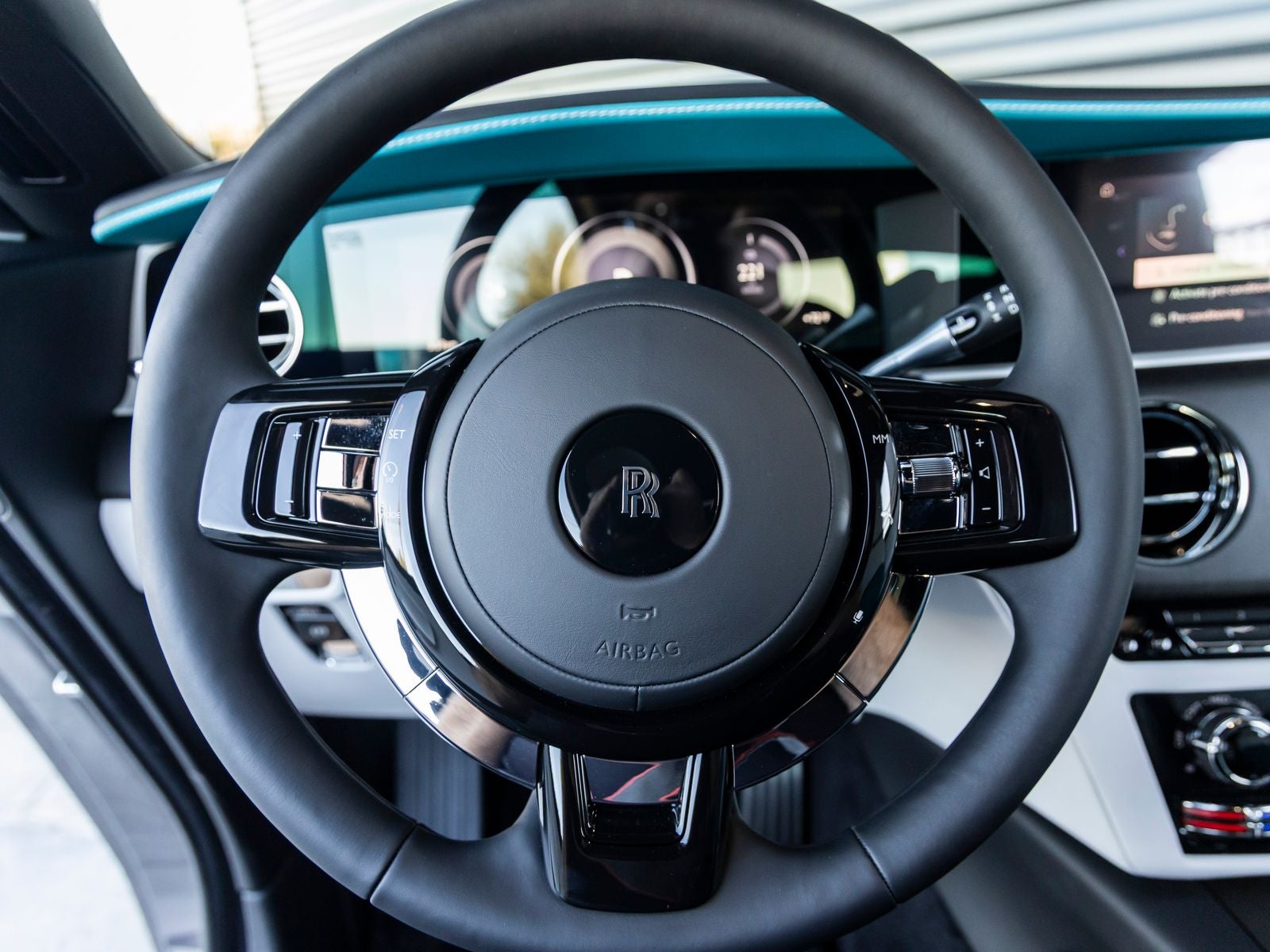 2025 Rolls-Royce Spectre 