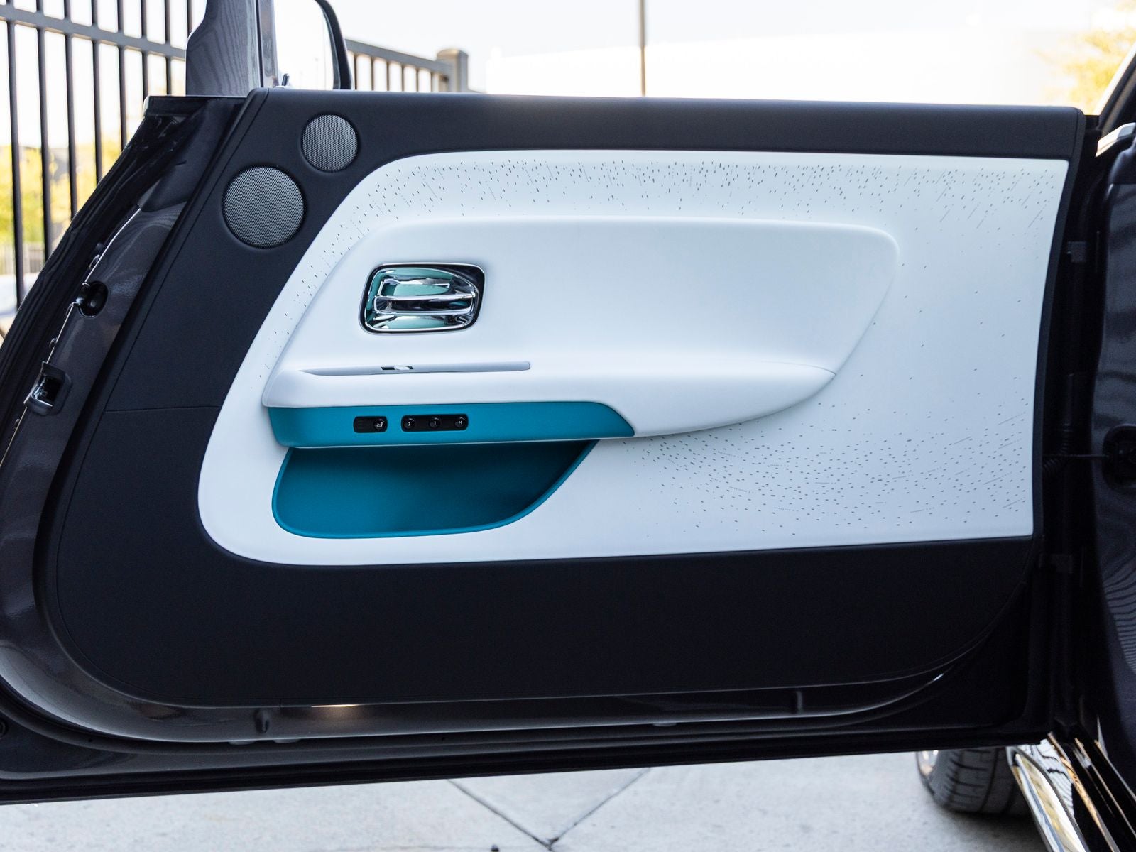 2025 Rolls-Royce Spectre 