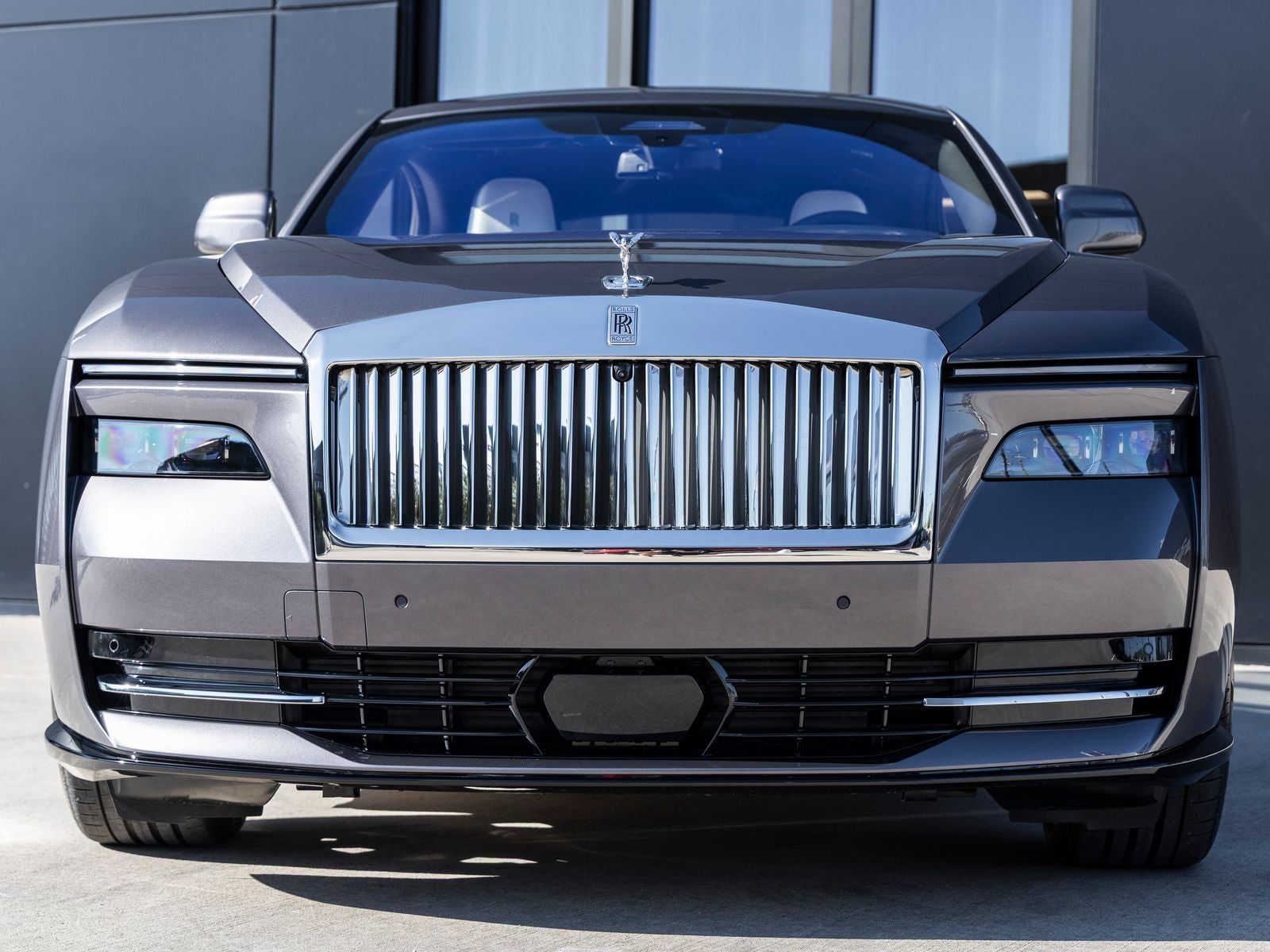 2025 Rolls-Royce Spectre 